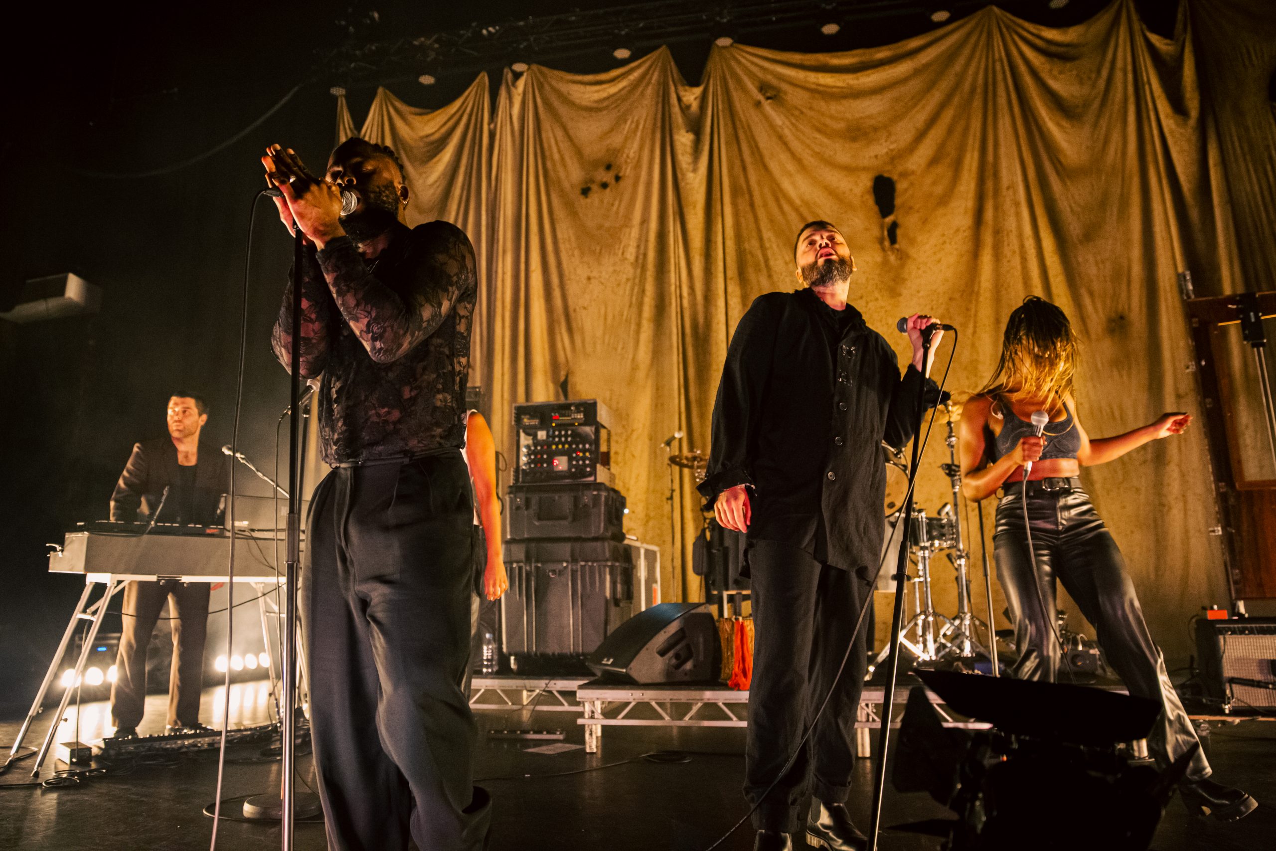 YOUNG-FATHERS-APOLLO-COLOUR-7-scaled.jpg