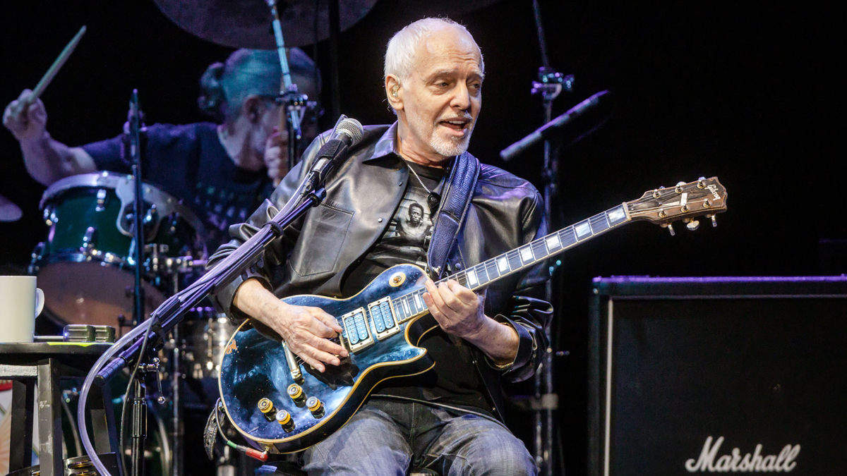 www.guitarworld.com